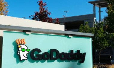 GoDaddy Launches Generative AI Prompt Library for Small Businesses