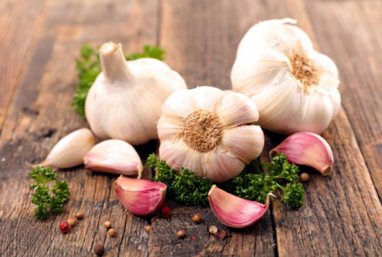 Why is it said that eating just one garlic clove is good for you? Learn about the benefits
