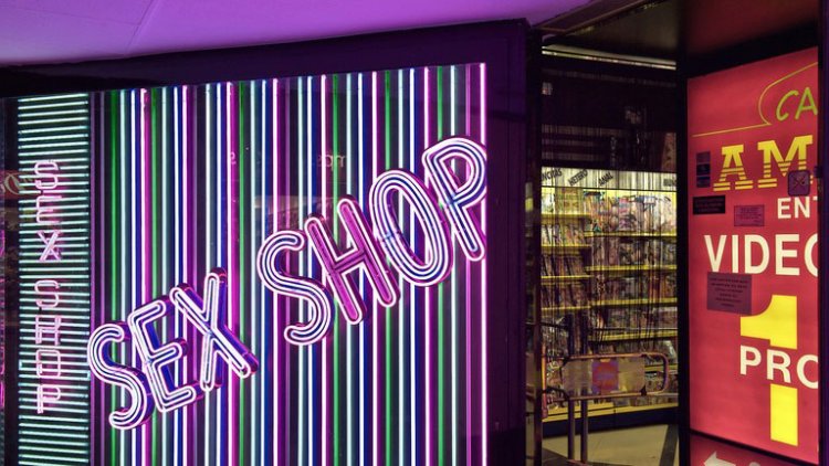 Spain is trialling a "digital wallet" to limit children's access to pornography