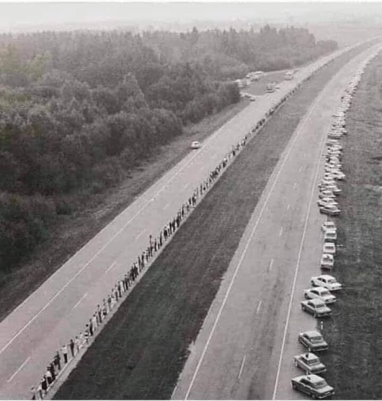 The Baltic Chain: A Symbol of Freedom and Unity