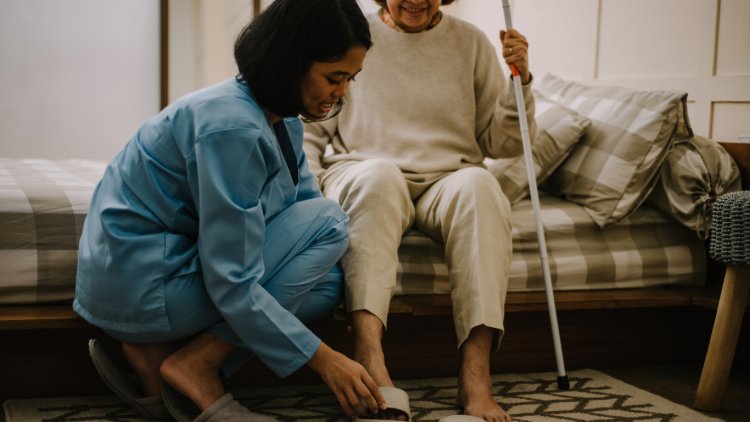 Home Care Services for Seniors | Safe & Comfortable Living