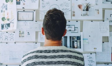 Stand out with EOFY Merchandise Trends and Branding Tips