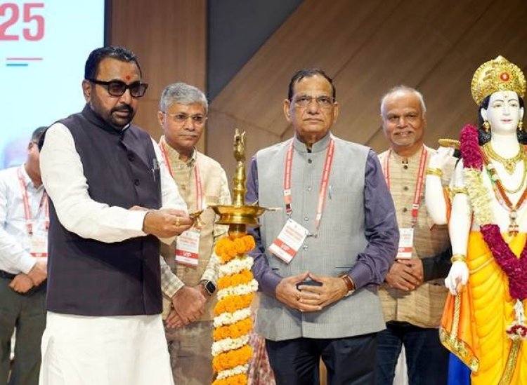 Union Minister Shri Prataprao Jadhav inaugurates Departmental Summit on 'National Ayush Mission and Capacity Building in States' at AIIA, New Delhi