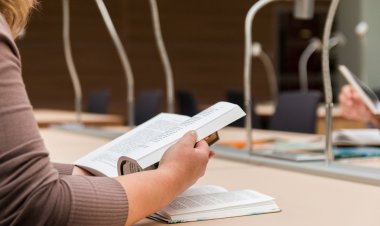 7 Expert Tips to Write a Compelling Dissertation Abstract