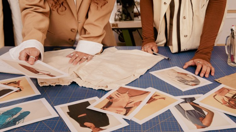 How Is the Fashion Industry Evolving Through Academic Research Trends?