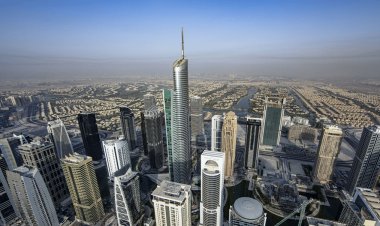 How to Start a Business in Dubai Free Zone (Beginner’s Guide)