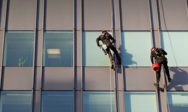 Best Cleaning Services Westchester NY for Professional Spaces