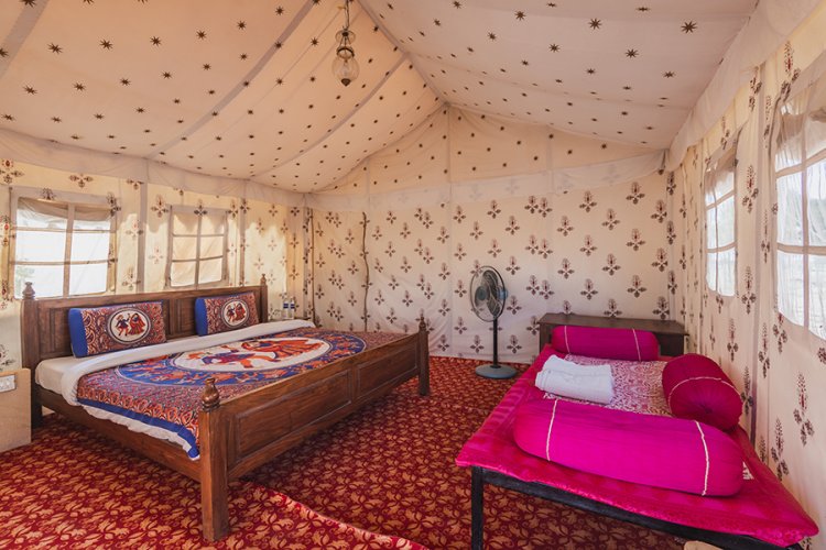 From Desert Safari to Luxury Camps: Best Jaisalmer Desert Camp Packages