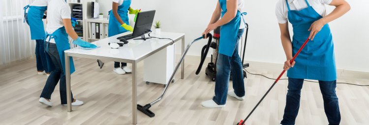 A Complete Guide to Commercial Cleaning for Office Spaces