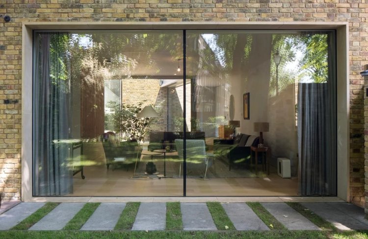 Where Can You Find High-Quality Slim Sliding Door Dubai Solutions in 2026?